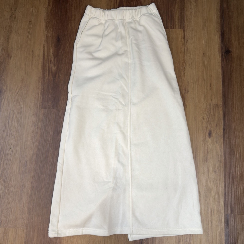 Forever 21 Women's Cream Fleece Long Maxi Skirt Pockets Elastic Waist S 35" L